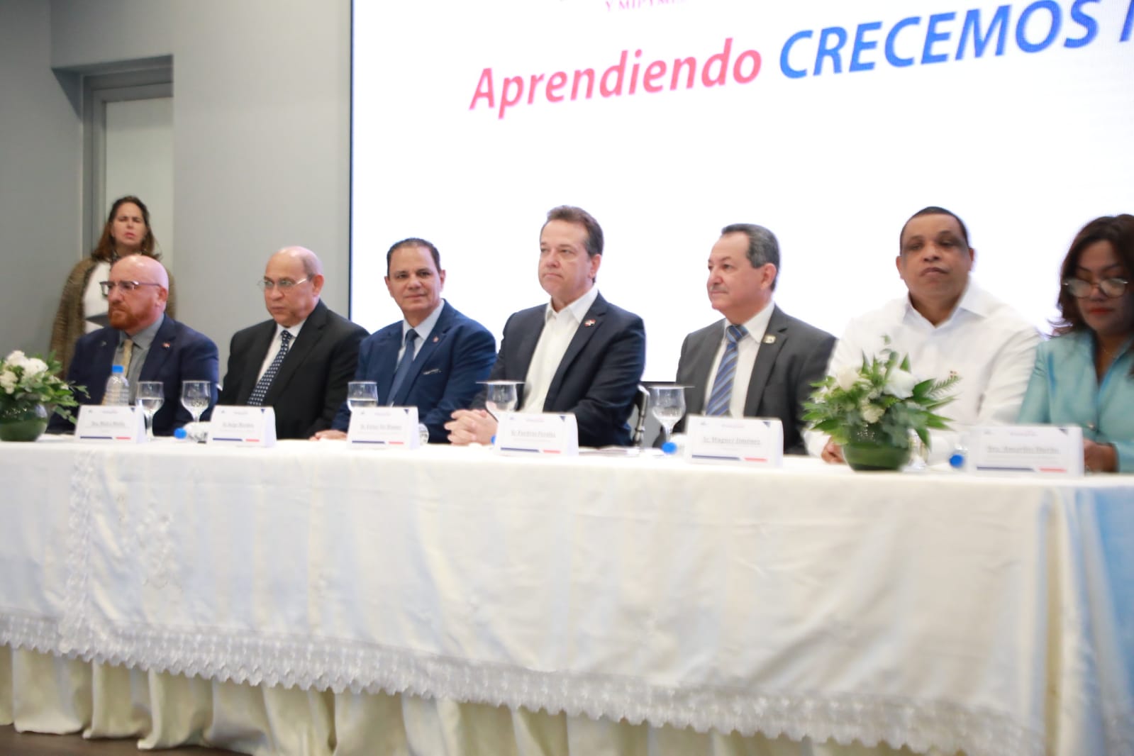 MCIM y Promipyme entregan certificados a ejecutivos de negocios